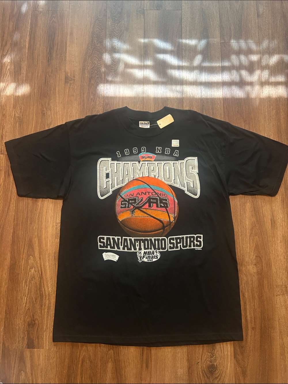 NWT Authentic NBA Gildan Black San Antonio Spurs 1999 Champions T-Shirt XL - Picture 2 of 3